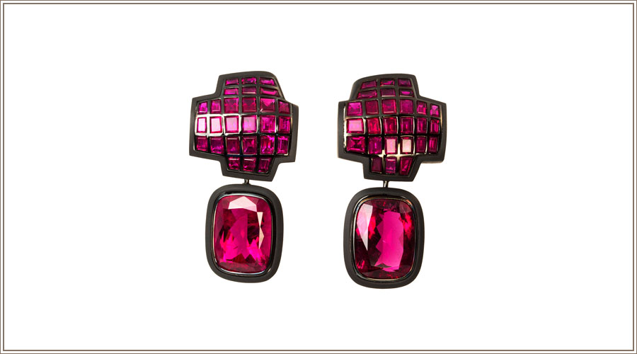 Bernhard Grassl Juwelier München Ohrschmuck Rubinkreuze