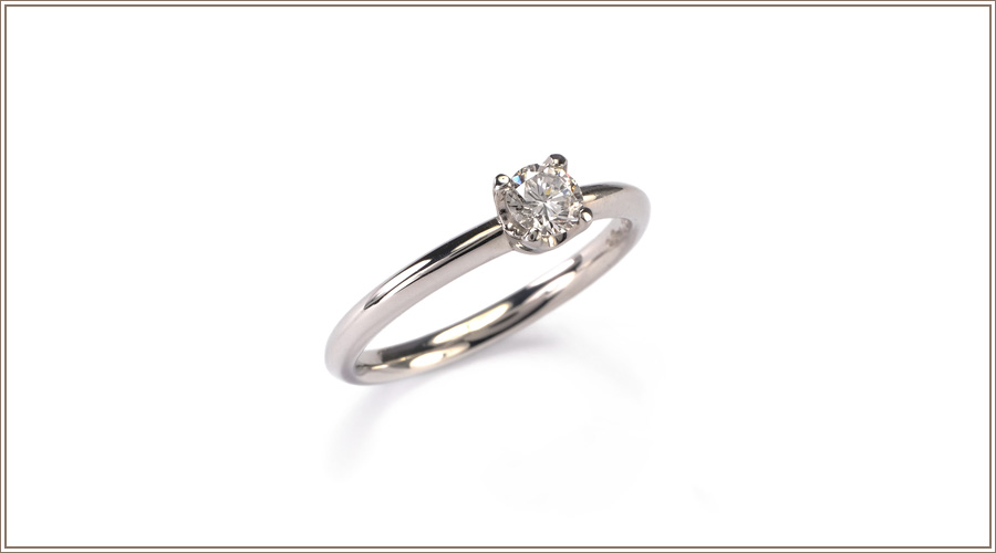 Bernhard Grassl Juwelier München Verlobungsring Brilliant Solitaire in Weißgold