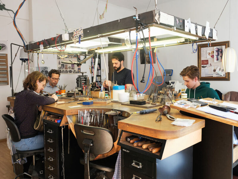 Bernhard Grassl Juwelier München: Werkstudio im Westend